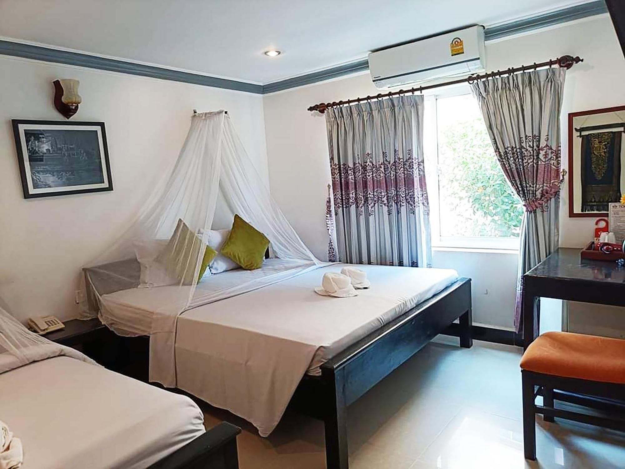 Parent Heritage Angkor Villa Siem Reap Exterior photo